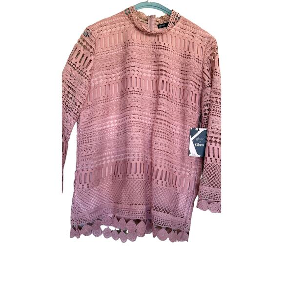 Gorgeous Glam Pink Lace Top - Picture 4 of 4